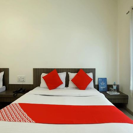 Oyo 4198 Hotel Shri Sai Murli Shirdi Esterno foto