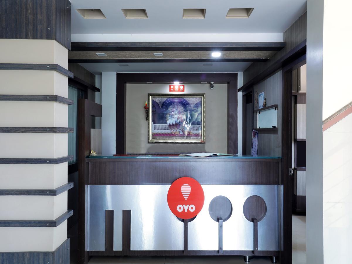 Oyo 4198 Hotel Shri Sai Murli Shirdi Esterno foto