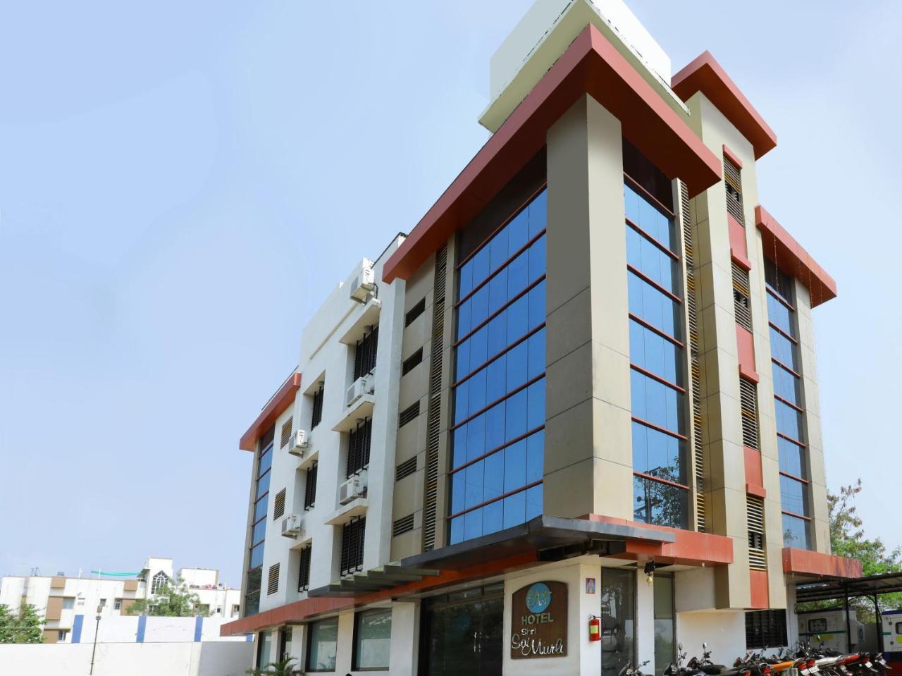 Oyo 4198 Hotel Shri Sai Murli Shirdi Esterno foto