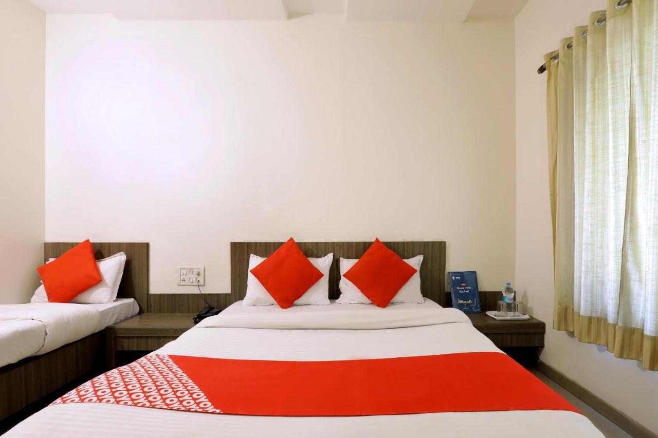 Oyo 4198 Hotel Shri Sai Murli Shirdi Esterno foto